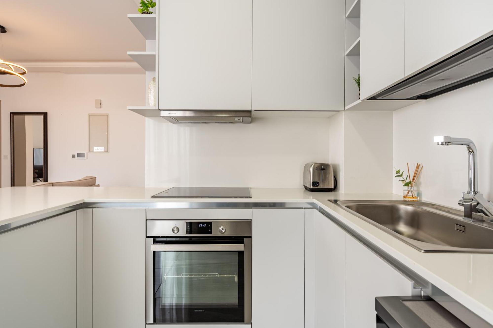 Yamas Urban Living Zakaki Pool Penthouses & Apartments Лимасол Экстерьер фото